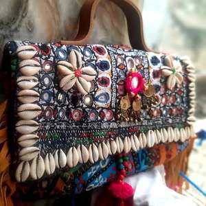 Bolso de mano vintage indio Banjara, bandolera, estilo bohemio, para verano e invierno, con bordado y cierre de cremallera, para señoras mayores, para primavera - Product Image 1
