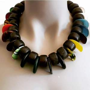 สร้อยคอเรซิ่นและไม้สไตล์ดั้งเดิม ประดับคริสตัล เครื่องประดับแฟชั่น - Product Image 6