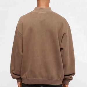 เสื้อสเวตเชิ้ตคอเต่าทรงโอเวอร์ไซส์สำหรับผู้ชาย สีพื้น ผ้าฝ้ายเฟรนช์เทอร์รี่ สวมใส่สบายๆ ในฤดูใบไม้ร่วง - Product Image 4