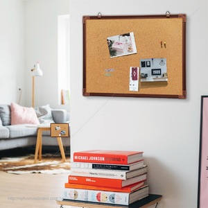 Tablero de Corcho para Notas y Exhibición, Montado en la Pared, con Marco de Plástico de Color - Product Image 6