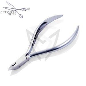 Cortaúñas Profesional de Precisión, Alicates de Cutícula de Acero Inoxidable 10-7 de Mandíbula Completa, Corte de 7 mm, Doble Resorte, Empujador con Logotipo Personalizado - Product Image 4