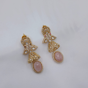 JeweleMarket - Pendientes de Perlas de Agua Dulce Chapados en Oro para Mujer, con Cristales, para Compromiso, Boda, Aniversario, Regalo Étnico - Product Image 4
