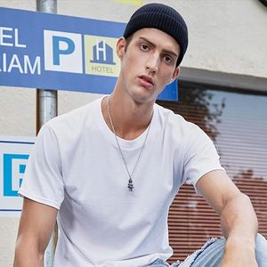 หมวกบีนนี่ไหมพรมถักสำหรับฤดูหนาวแบบยูนิเซ็กซ์  รับผลิตตามสั่งพร้อมปักโลโก้  วัสดุอะคริลิก 100%  ขอบถักแบบริบ  ให้ความอบอุ่น เหมาะสำหรับใช้งานกลางแจ้ง - Product Image 5
