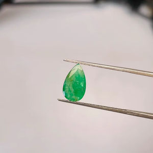 Par de esmeraldas naturales de Zambia, corte pera, 2.72 ct, piedra preciosa de buena calidad, buen brillo, color verde agradable, pulido perfecto para joyería. - Product Image 3