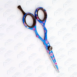 Ciseaux de barbier 5,5 pouces en acier inoxydable 15g, instruments de beauté de précision, vente en gros, coiffure professionnelle - Product Image 5