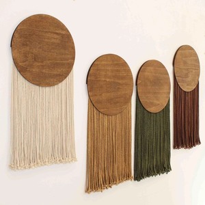 Decoración de pared circular de macramé bohemio con temática natural, 4 piezas, con borlas y parte superior de madera, para la sala de estar. - Product Image 4