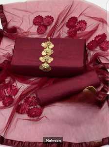 Dupatta de seda color piel con flores bordadas para mujeres, ropa tradicional india y pakistaní para bodas. - Product Image 5