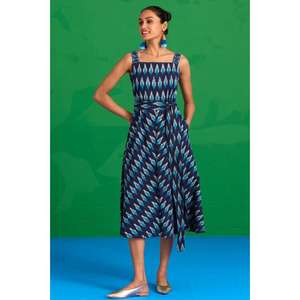 Vestido midi azul sin mangas con estampado Ikat para mujer, con lazo en la cintura, informal, de algodón, estilo étnico. - Product Image 1