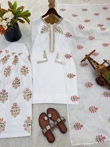 ชุดเดรส Ethenic ใหม่ผ้าเครปดีไซน์ผ้าไหมปักลายด้วยด้ายทำงานกับแขนเสื้อเต็มตัว - Product Image 4