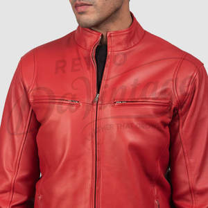Blouson de motard en cuir rouge premium pour homme, en véritable peau de mouton, coupe ajustée, col montant, fermeture éclair, style sport et mode. - Product Image 2