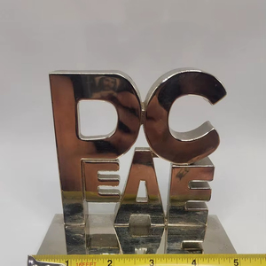 Ensemble de supports élégants en métal pour chaussettes de Noël, pour cheminée, décoration de fêtes, chaussettes en feutre - Product Image 1