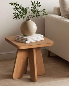 Mesa Auxiliar de Madera ModernAccent que Realza la Decoración Contemporánea con una Forma Elegante, Acabado Natural y Tamaño Compacto - Product Image 2