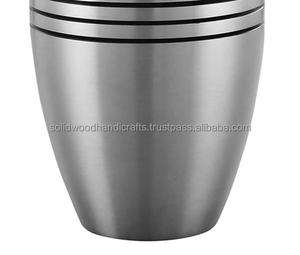 Urnes funéraires décoratives en laiton faites à la main pour hommes et femmes - Product Image 5