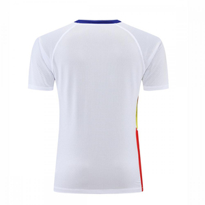 เสื้อยืดผู้ชายสีดำ แขนสั้น คอกลม ผ้าถัก ระบายอากาศดี สปอร์ต พิมพ์ลาย 3 มิติ ทรงปกติ โลโก้ที่คอหลัง ผ้า 180 กรัม - Product Image 4