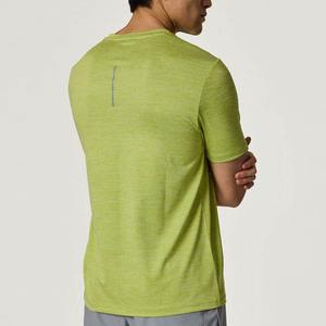 Ensemble de sport décontracté respirant pour l'été, vêtements de course à pied, jogging, ensemble athlétique, t-shirt de compression pour homme, shorts tricotés à séchage rapide pour l'entraînement - Product Image 5
