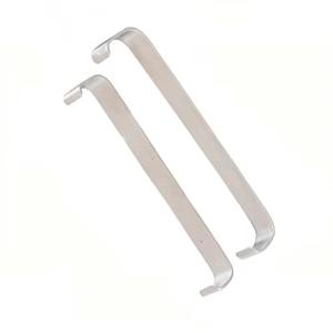 Retractor Farabeuf |   Herramienta Quirúrgica de Acero Inoxidable de Alta Calidad |   Retractor de Precisión para una Manipulación Eficaz de Tejidos - Product Image 3