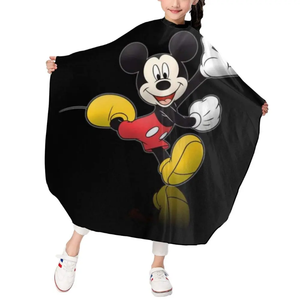 Cape pour enfants personnalisable, lavable en machine, en polyester durable, antistatique, pour coiffure et coupe de cheveux, imprimé Halloween - Product Image 2