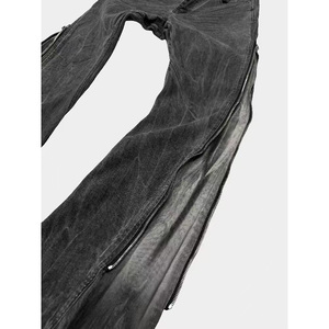 Pantalones Cargo de Mezclilla Negra con Lavado Ácido, Cierre Lateral, Estilo Campana, Pierna Ancha, para Hombre, Personalizados, OEM ODM - Product Image 2