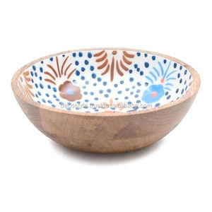 Tazón de servir con mango de madera esmaltada - Product Image 6