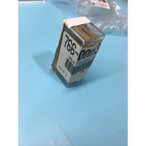 2 LAM Research 766-000433-001 VALVE, SOLENOID, 24V - Équipements et pièces semi-conducteurs d'occasion fiables à l'échelle mondiale chez - Product Image 4