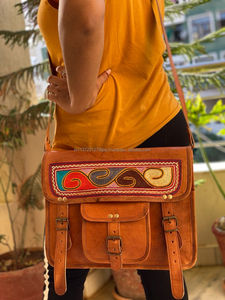 Bandolera de cuero con bordado de cabra auténtica, bolso étnico bohemio de 10x13 pulgadas - Product Image 4