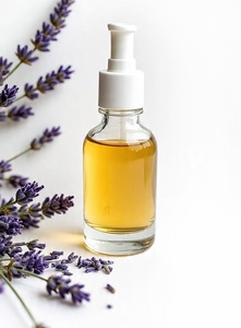 น้ำมันนวดตัวสูตรเย็นสกัดเย็น OEM แบรนด์ส่วนตัว บำรุงผิว ผ่อนคลายกล้ามเนื้อ บรรเทาอาการปวดเมื่อย กลิ่นลาเวนเดอร์หอมหวาน ผสมเมล็ดพืช 250 มล. - Product Image 5