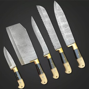 Ensemble de couteaux de chef en acier Damas faits à la main avec des poignées en corne de taureau, os de chameau et laiton – Ensemble de cuisine professionnel 5 pièces - Product Image 5