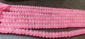 Perles de chalcédoine rose pastel naturelle, forme ronde, lisses, 8 mm, vendues par brin de 8 pouces de long - Product Image 4