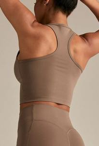 Chaleco Deportivo Personalizado al por Mayor para Mujer, Tallas Grandes, Transpirable, de Spandex/Poliéster, Top de Yoga con Diseño Frontal Lavado para Fitness y Gimnasio - Product Image 5