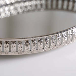 Bandeja de mesa decorativa para el hogar personalizada con mango de metal Bandeja de metal para servir profesional popular - Product Image 2