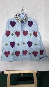 Abrigo de lino y algodón bordado de estilo chino con estampado de corazones, cuello alto, manga larga, corte holgado, para todas las estaciones. - Product Image 2