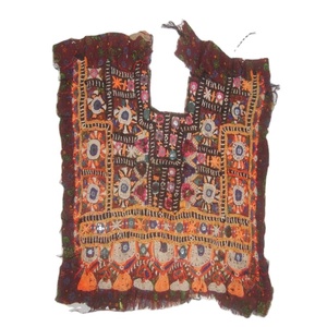 Parche de algodón con bordado y espejo estilo tribal banjara vintage personalizado para mujer, de Baloch, para coser, corto, tradicional musulmán. - Product Image 1
