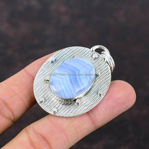 Colgante de Plata de Ley 925 Hecho a Mano - Joyería con Piedras Preciosas - Joyería Artesanal - Colgante de Plata con Ágata de Encaje, Regalo de Boda para Ella - Product Image 3