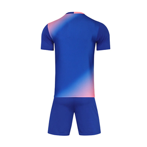 Service OEM, ensemble de maillots de football personnalisés de qualité supérieure, légers, respirants, à séchage rapide, shorts unisexes, kit de sport de football pour hommes - Product Image 2
