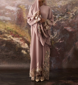 Oferta caliente: Abaya islámica tradicional negra hermosa de Dubái para mujer, estilo saudí, de poliéster transpirable, largo hasta el tobillo, para primavera. - Product Image 5