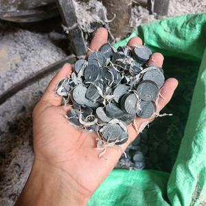 Véritable bouton en corne de buffle de fabricant indien de meilleure qualité Bouton vierge en corne naturelle écologique de couleur noire pour les vêtements - Product Image 5