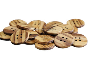 กระดุมสองรูทำจากไม้ธรรมชาติแท้อุปกรณ์เสื้อผ้าหรูหราสินค้าจากโรงงาน - Product Image 4