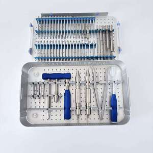 Kit d'instruments chirurgicaux pour traumatismes en acier inoxydable : Pinces de maintien osseux, Plaques, Vis, Forets, Taps, Instruments pour petits fragments Surgiright - Product Image 6