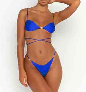 Conjunto de Bikini de Alta Calidad, Traje de Baño Sexy de Cobertura Mínima con Tirantes Ajustables para un Bronceado Perfecto - Product Image 1