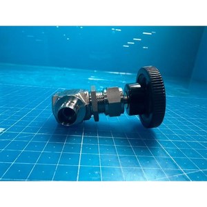 Valve à aiguille en acier inoxydable Swagelok SS-1RS6, utilisée comme pièce détachée pour équipement semi-conducteur Legacy - Product Image 3