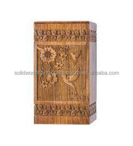 Boîte d'urne en bois faite à la main pour cendres humaines urnes funéraires pour hommes et femmes urnes de haute qualité - Product Image 2