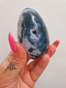 Huevo de Piedra Preciosa de Ágata Musgosa Curativa al por Mayor, Huevo de Cristal de Ágata Musgosa Natural para la Sanación de Aameena Agate - Product Image 4