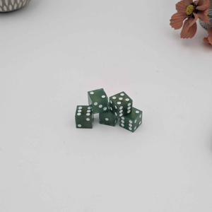 Dés à six faces en résine rose faits à la main, écologiques, personnalisés en usine, en vrac, pour jeux de société, accessoires de jeu de table en acrylique - Product Image 3