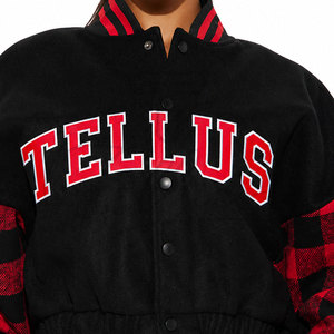 Chaqueta Varsity Corta Personalizada para Mujer, con Detalle de Piel de Oveja, Estilo Béisbol, Logotipo Frontal, para Invierno - Product Image 6