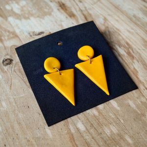 Boucles d'oreilles en résine faites à la main pour femmes, bijoux fantaisie en résine époxy colorée - Product Image 4