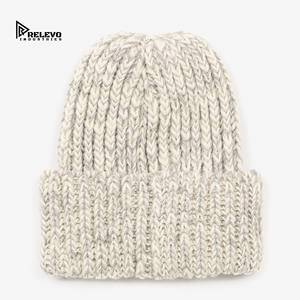 Gorros de Invierno al por Mayor B2B, Gorro con Parche de Logotipo Personalizado, Tejidos de Punto Directo de Fábrica, Proveedor Mayorista Profesional de Ropa de Invierno - Product Image 5