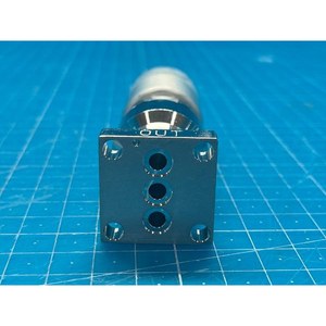 Válvula Solenoide de 5 Puertos SMC VQ1200NY-5-X35 Usada Como Está, Piezas de Equipos Semiconductores Legacy - Product Image 2
