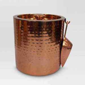 Cubo de hielo de cobre hecho a mano, redondo, estilo vintage, enfriador de metal con pinzas. - Product Image 1