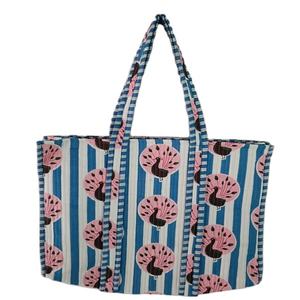 Sac de plage vintage matelassé en coton léger à rayures bleues et imprimé paon, avec longues poignées d'épaule, grande capacité, pliable - Product Image 1
