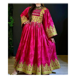 Vestido Largo Tradicional Afgano para Mujer con Detalles Hechos a Mano - Product Image 4